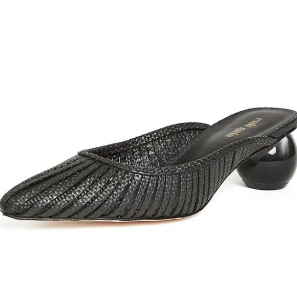 cult gaia Shoes - NWOT Cult Gaia Alia Black Raffia Mules Sz 8